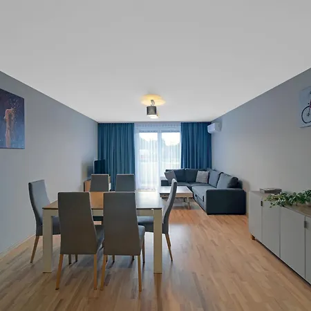 Jana 14 Z Garazem Podziemnym Appartement Bochnia